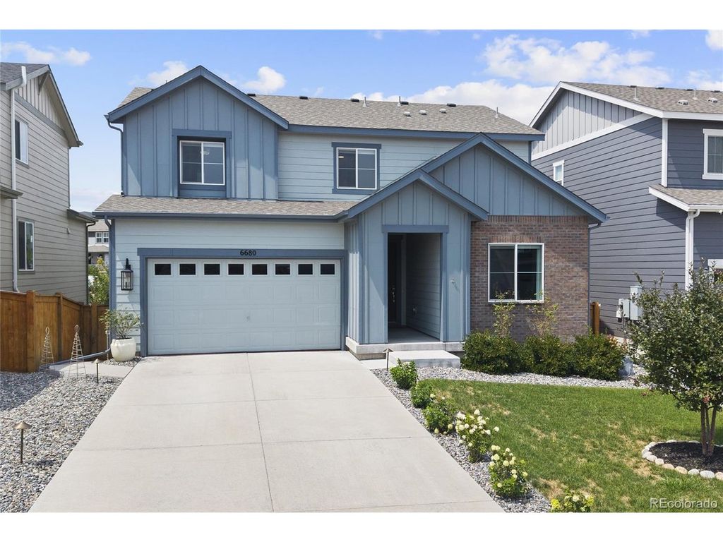 6680 Merrimack Dr, Castle Pines, CO 80108
