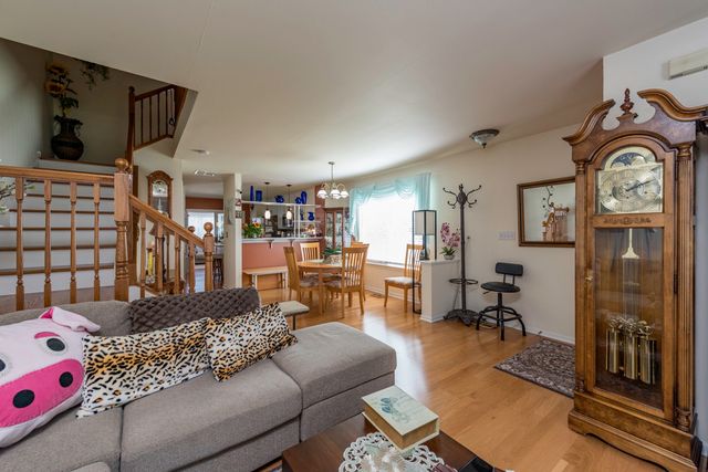 783 S Providence Lane, Round Lake, IL 60073