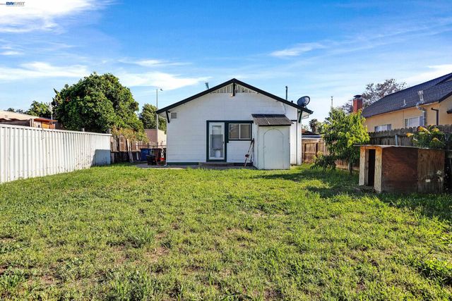 1010 W 4Th St, Antioch, CA 94509