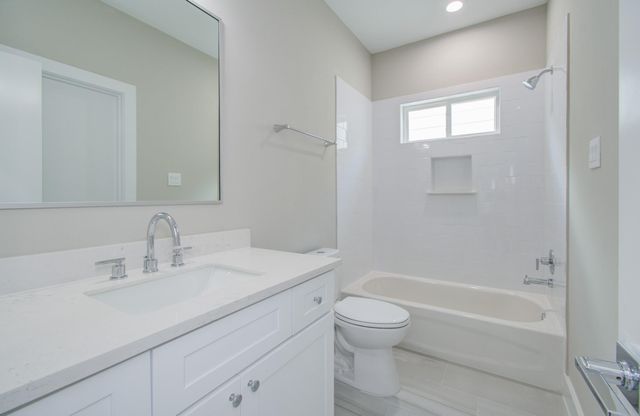 11 Wellford Street F, Houston, TX 77022