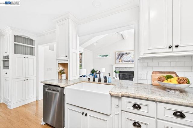 215 Arthur Ct, Danville, CA 94526