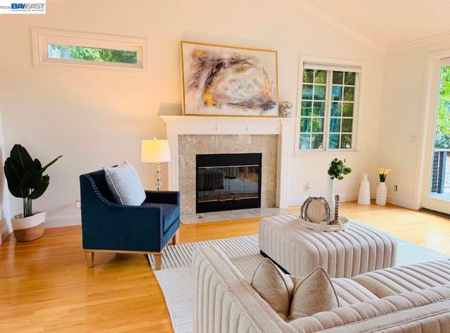 215 Arthur Ct, Danville, CA 94526