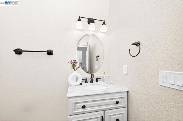 215 Arthur Ct, Danville, CA 94526