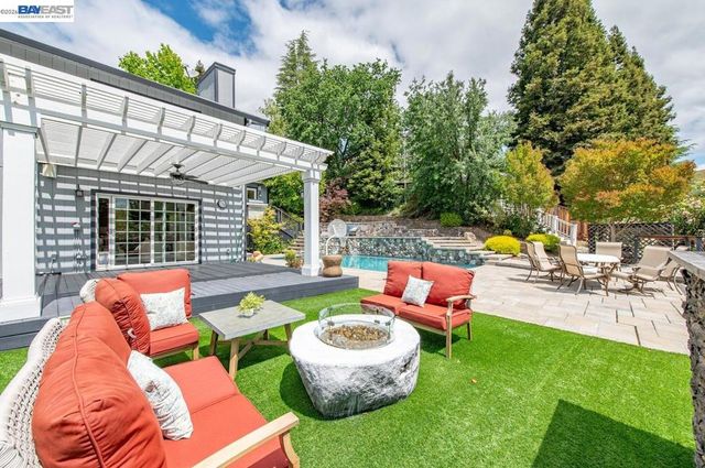 215 Arthur Ct, Danville, CA 94526