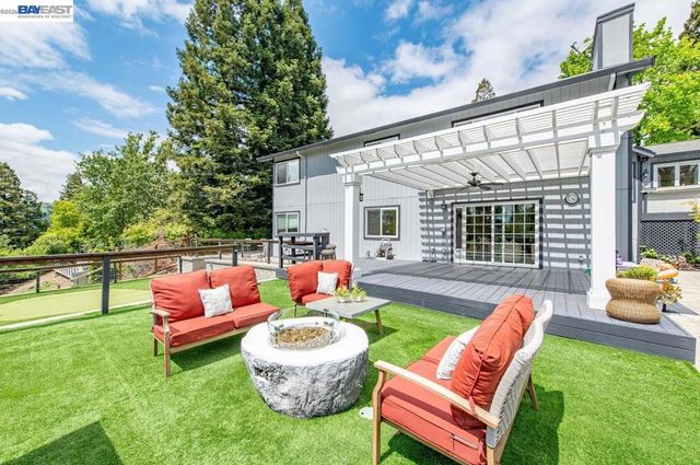 215 Arthur Ct, Danville, CA 94526