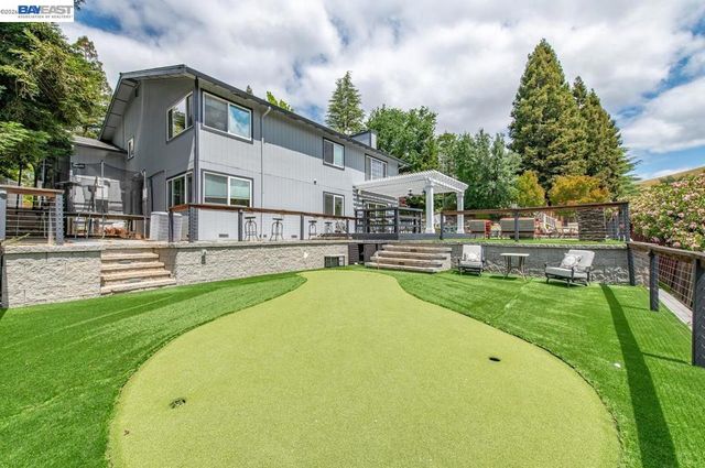 215 Arthur Ct, Danville, CA 94526