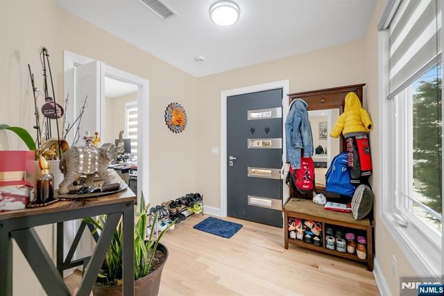 107 Chestnut Street, Rochelle Park, NJ 07662