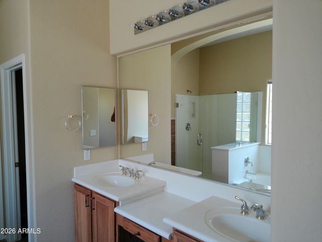 3018 W SENTINEL ROCK Road, Phoenix, AZ 85086