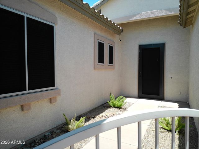 3018 W SENTINEL ROCK Road, Phoenix, AZ 85086