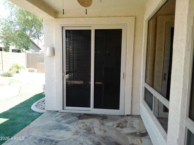 3018 W SENTINEL ROCK Road, Phoenix, AZ 85086
