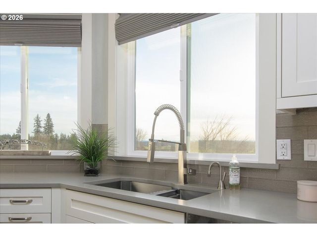 10808 Ne 192ND Ave, Brush Prairie, WA 98606