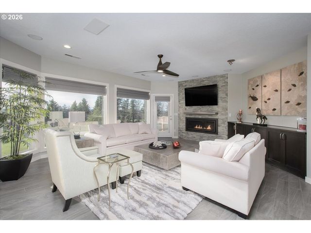 10808 Ne 192ND Ave, Brush Prairie, WA 98606