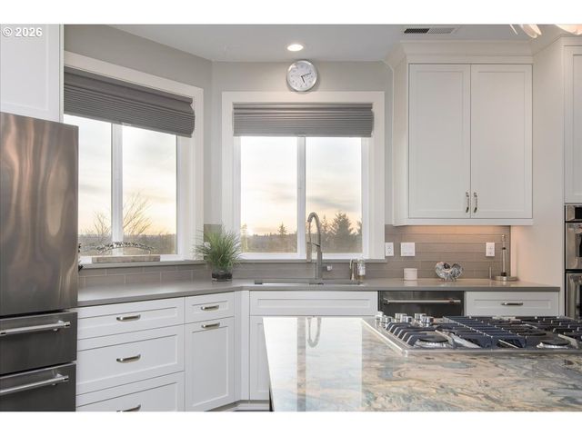 10808 Ne 192ND Ave, Brush Prairie, WA 98606