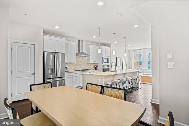 13007 HATTONTOWN SQ, Herndon, VA 20171