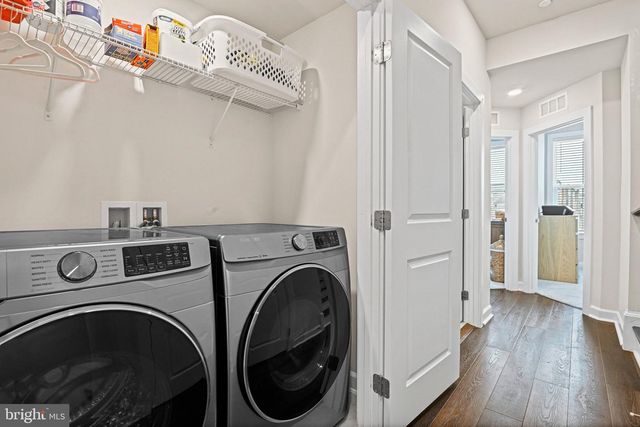 13007 HATTONTOWN SQ, Herndon, VA 20171