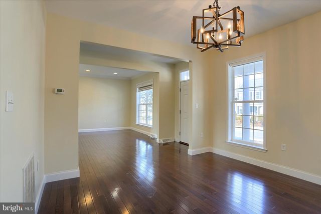 978 POWDER HORN DR, Hummelstown, PA 17036