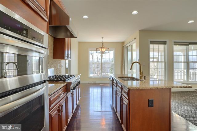 978 POWDER HORN DR, Hummelstown, PA 17036