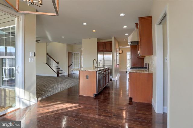 978 POWDER HORN DR, Hummelstown, PA 17036