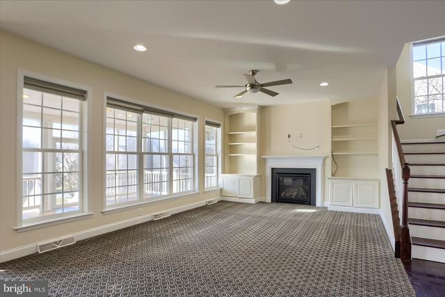 978 POWDER HORN DR, Hummelstown, PA 17036