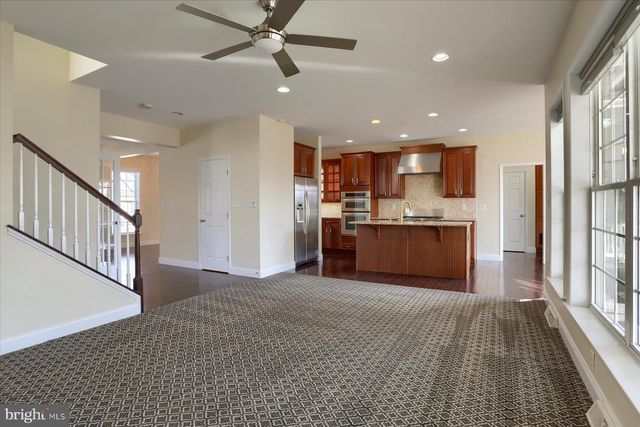 978 POWDER HORN DR, Hummelstown, PA 17036