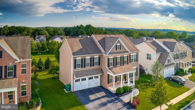 978 POWDER HORN DR, Hummelstown, PA 17036