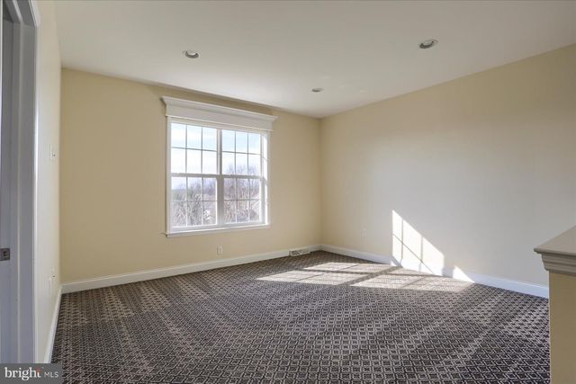 978 POWDER HORN DR, Hummelstown, PA 17036