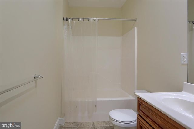 978 POWDER HORN DR, Hummelstown, PA 17036