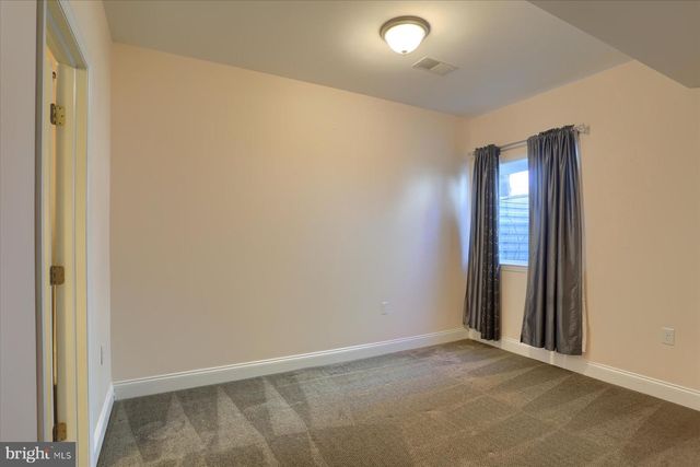 978 POWDER HORN DR, Hummelstown, PA 17036