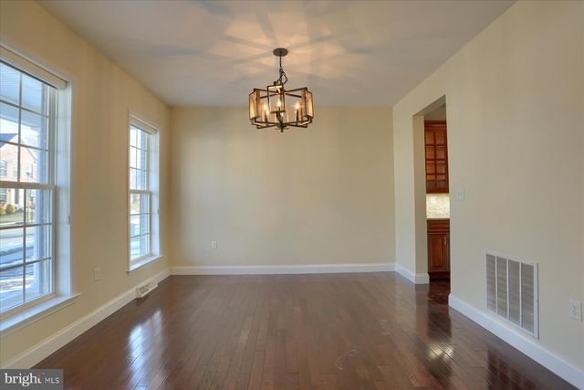 978 POWDER HORN DR, Hummelstown, PA 17036
