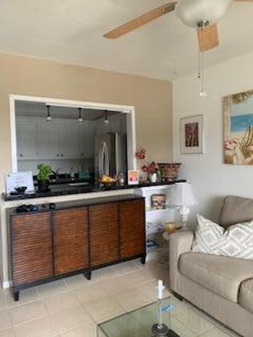 3402 Cynthia Lane 208, Lake Worth Beach, FL 33461