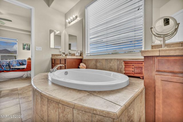 357 Bayhill Circle, Dayton, NV 89403