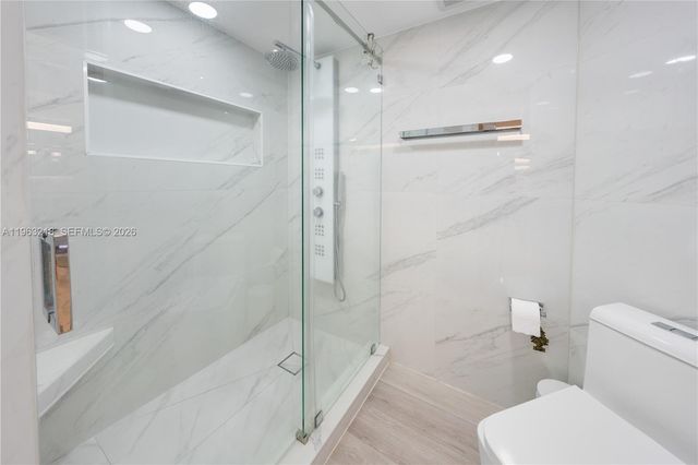 3530 Mystic Pointe Dr 1406, Aventura, FL 33180