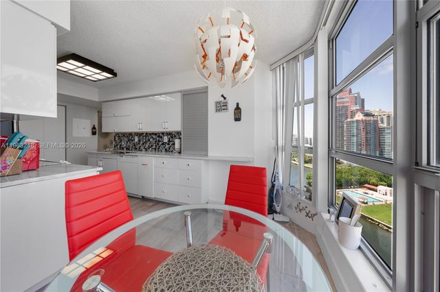 3530 Mystic Pointe Dr 1406, Aventura, FL 33180