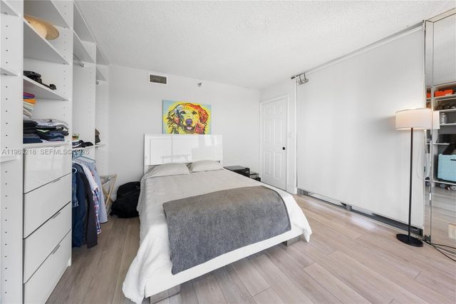 3530 Mystic Pointe Dr 1406, Aventura, FL 33180