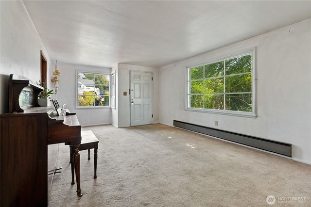 16639 35th Avenue S, Seatac, WA 98188