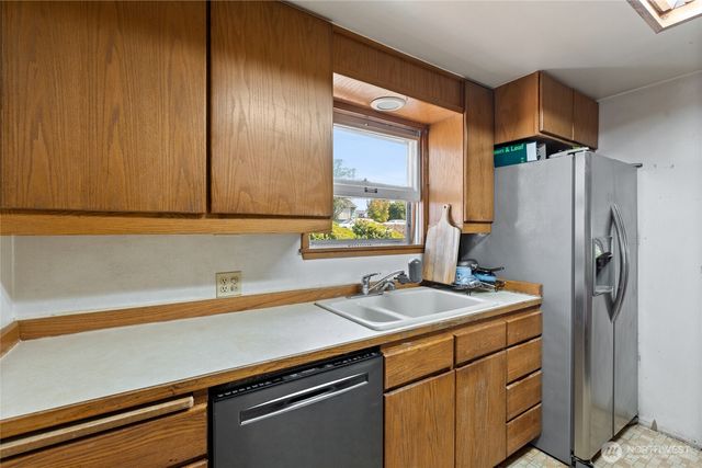 16639 35th Avenue S, Seatac, WA 98188