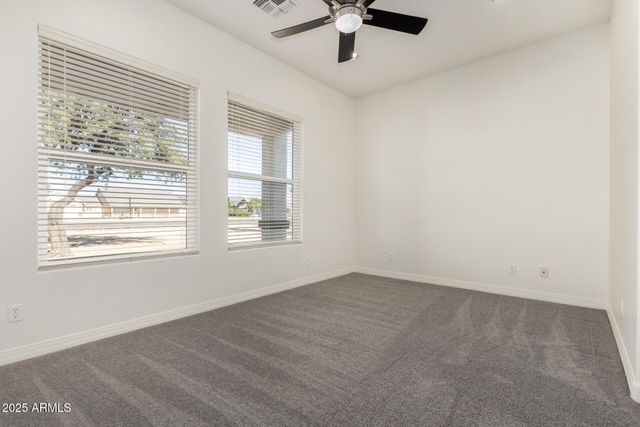 711 E CLOUD Road, Phoenix, AZ 85086