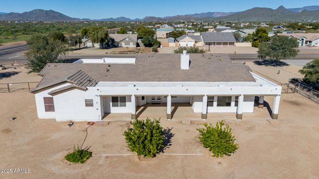 711 E CLOUD Road, Phoenix, AZ 85086