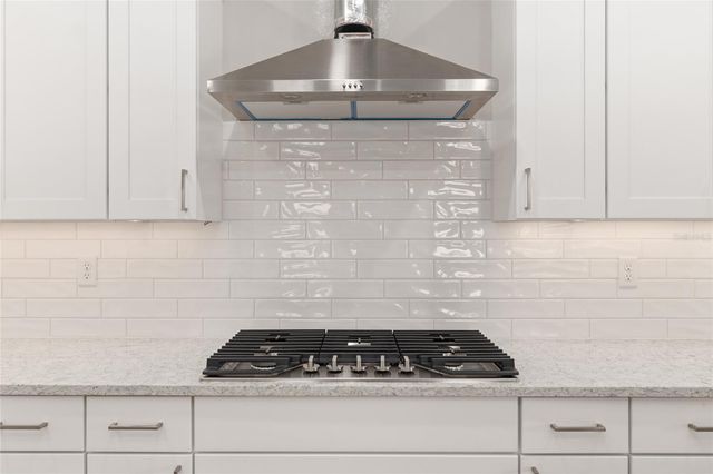 8528 SW 101ST AVENUE, Ocala, FL 34481