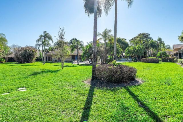 6163 SE Georgetown Place, Hobe Sound, FL 33455