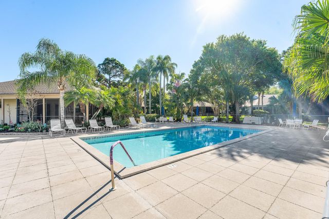 6163 SE Georgetown Place, Hobe Sound, FL 33455