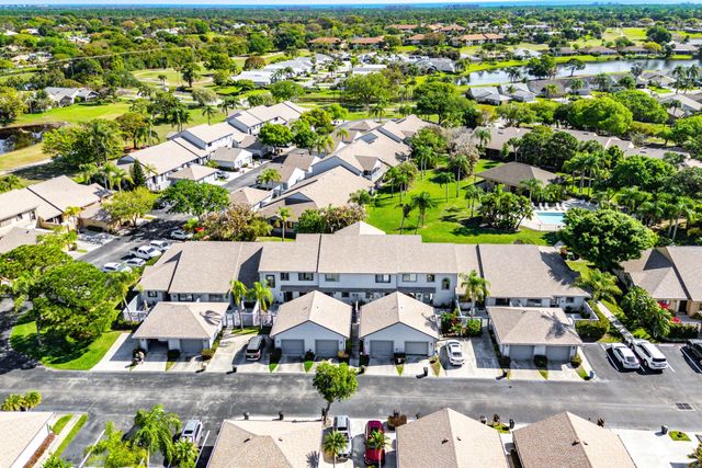 6163 SE Georgetown Place, Hobe Sound, FL 33455