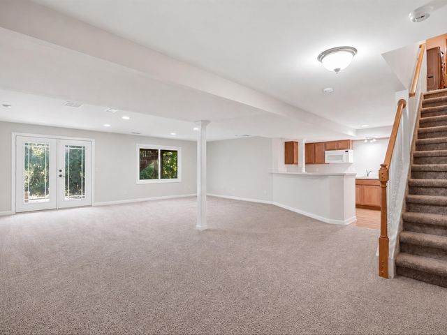 5220 Huron Hills Drive, Commerce Twp, MI 48382