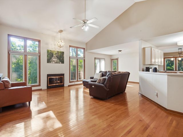 5220 Huron Hills Drive, Commerce Twp, MI 48382