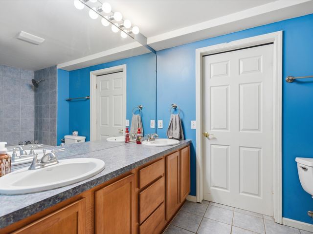 5220 Huron Hills Drive, Commerce Twp, MI 48382
