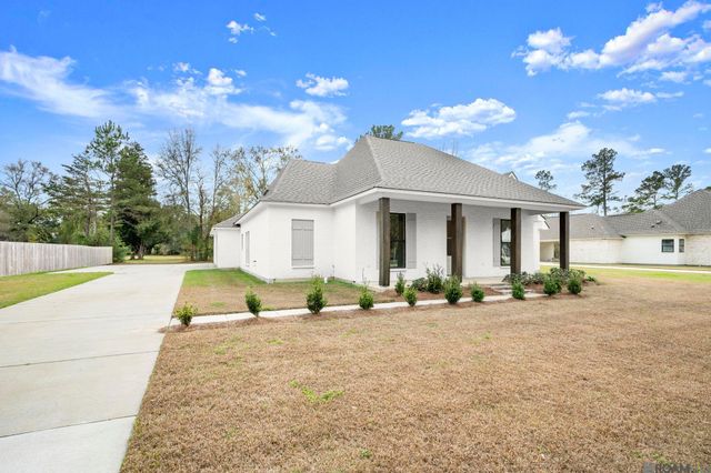 7270 Riverbank Dr, Denham Springs, LA 70706