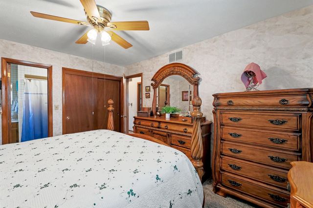 501 S Cheryl Ave, Wichita, KS 67209