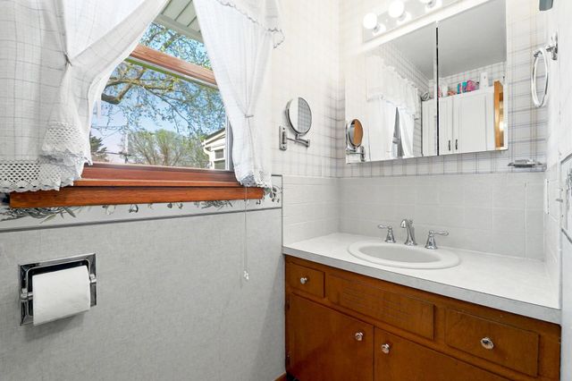 501 S Cheryl Ave, Wichita, KS 67209