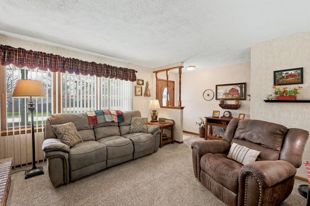 501 S Cheryl Ave, Wichita, KS 67209