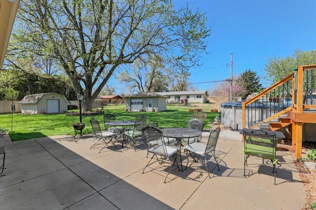 501 S Cheryl Ave, Wichita, KS 67209